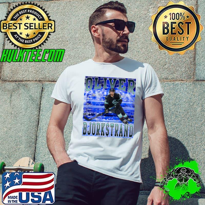 Oliver Bjorkstrand Danish professional ice hockey forward for the Seattle Kraken T-Shirt