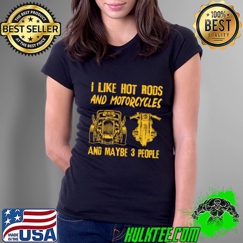 Never Underestimate A Woman Loves Sewing & Believes In Jesus T-Shirt