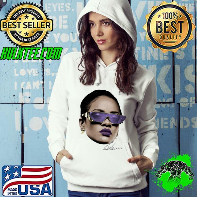 Rihanna Big Face Barbadian singer businesswoman and actress T-Shirt