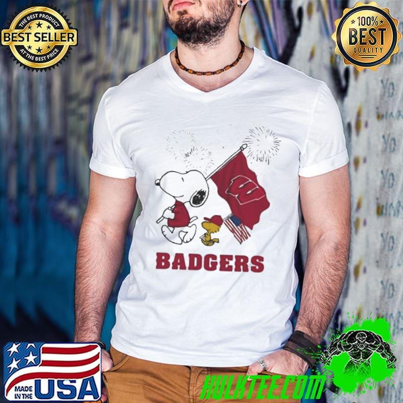 Snoopy And Woodstock Happy 4th Of July Wisconsin Badgers Football 2024 shirt