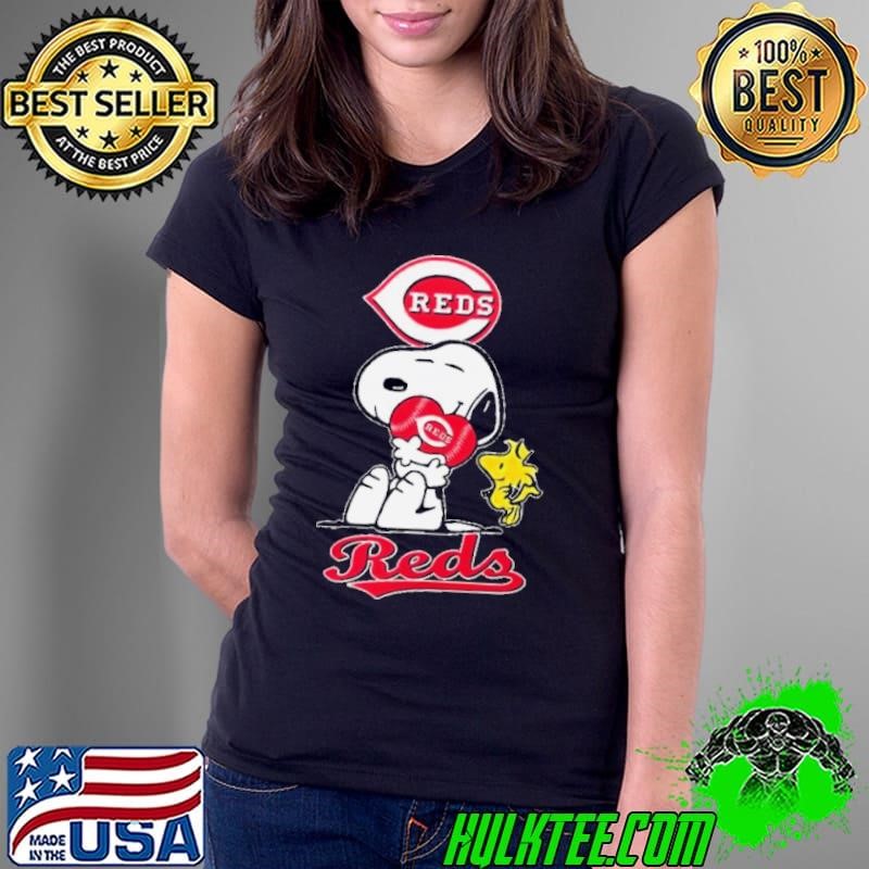 Snoopy Hug Heart Cincinnati Reds Baseball shirt