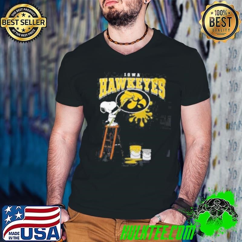 Iowa Hawkeyes Snoopy Painting Shirt