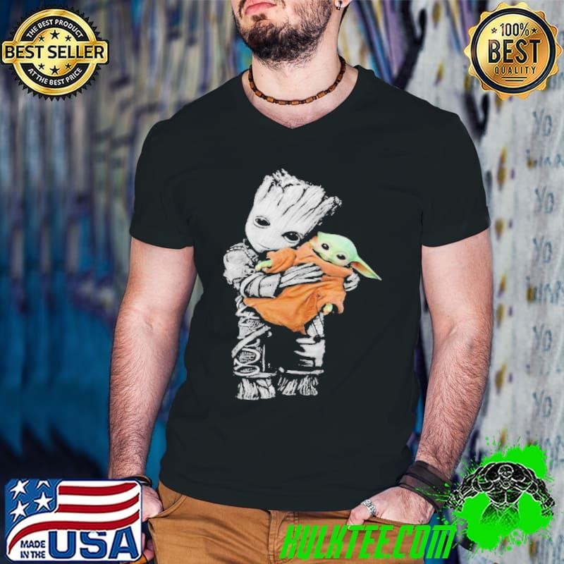 Baby Groot hug Baby Yoda Guys V Neck