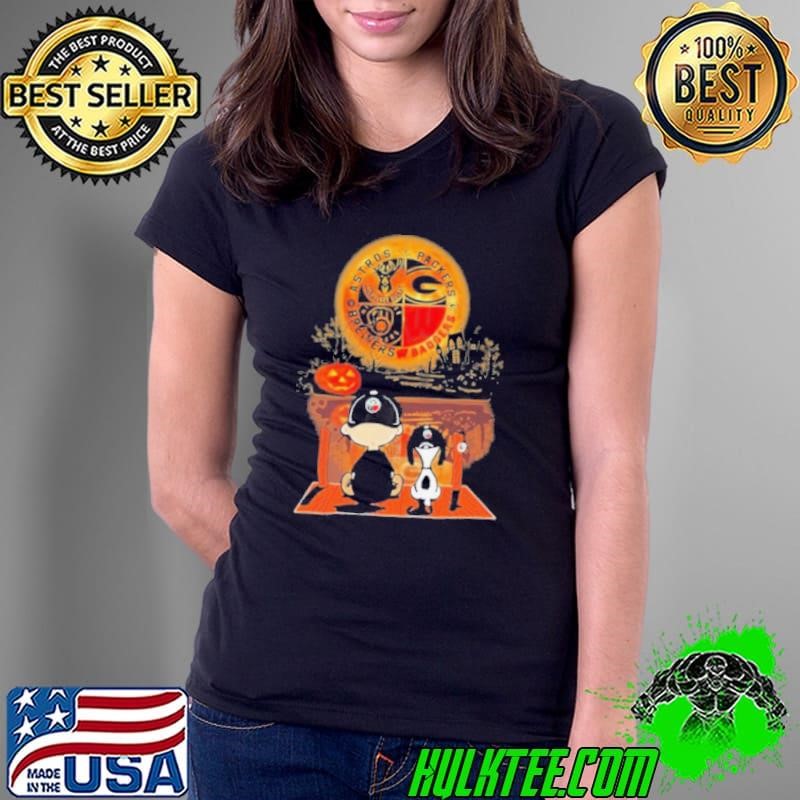 Charlie Brown And Snoopy Watching Wisconsin Sports Teams Halloween Shirt