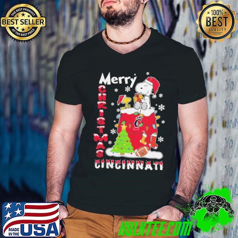 Cincinnati Bearcats Snoopy And Woodstock Merry Christmas Shirt