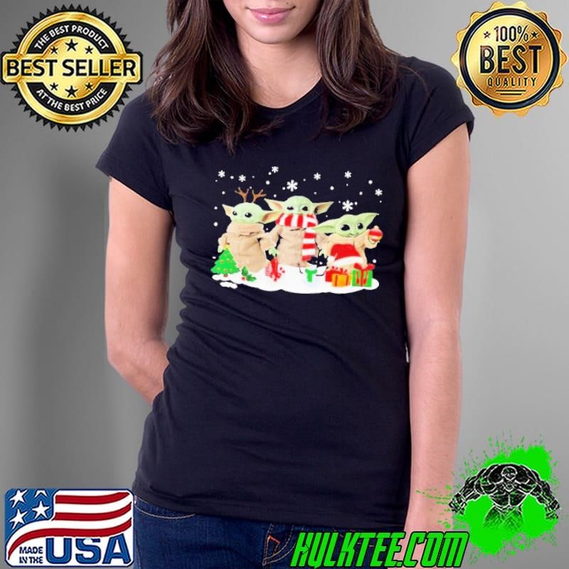 Baby Yoda Star Wars Merry Christmas 2022 Ladies Tee