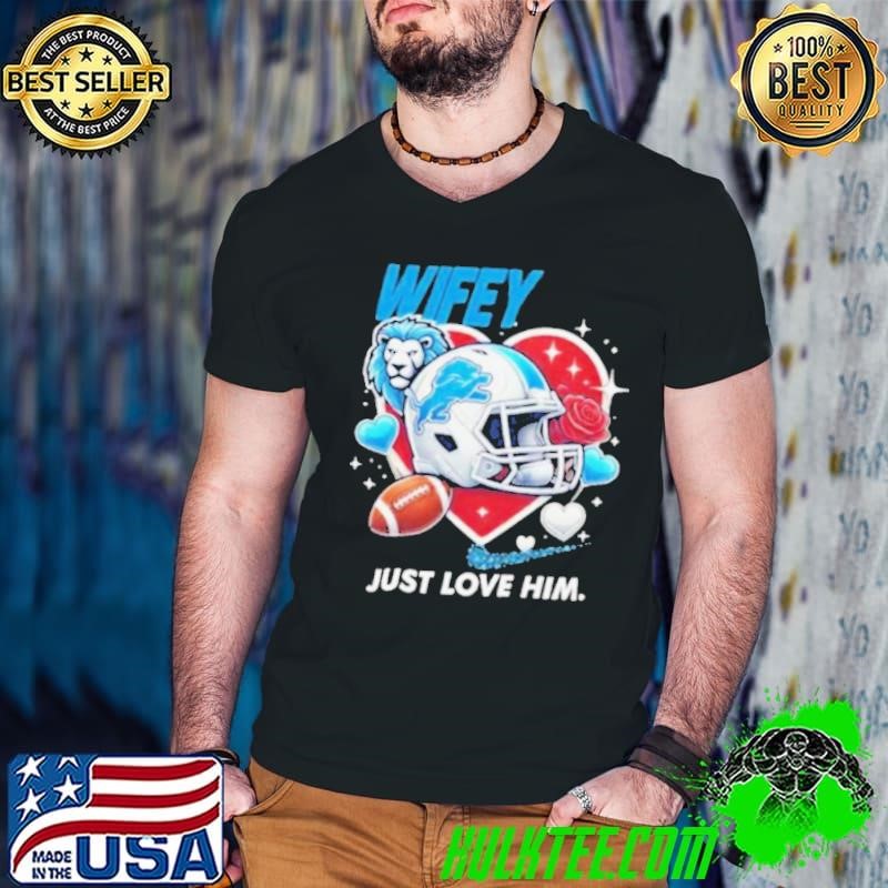 Hubby Wifey just love him her Detroit Lions helmet Guys V Neck