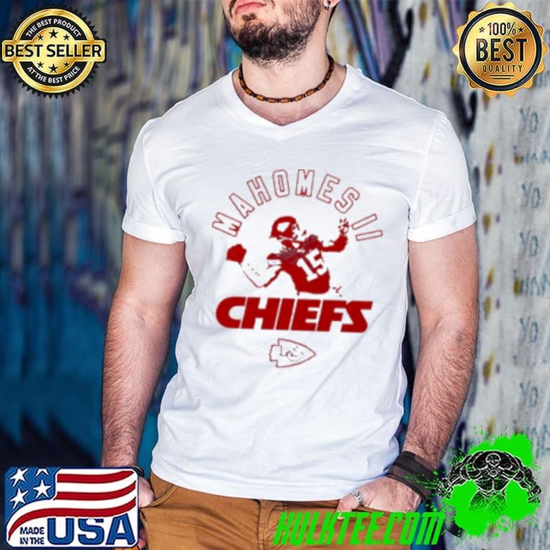 Patrick Mahomes Kansas City Chiefs throw the ball shirt