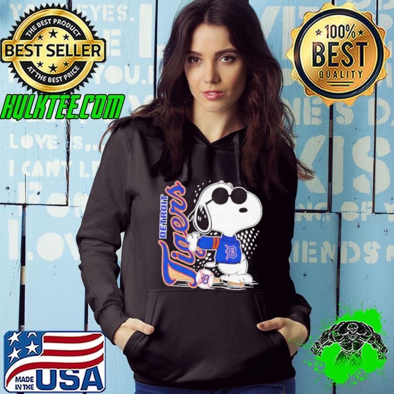 Snoopy standing Detroit Tigers baseball Hoodie