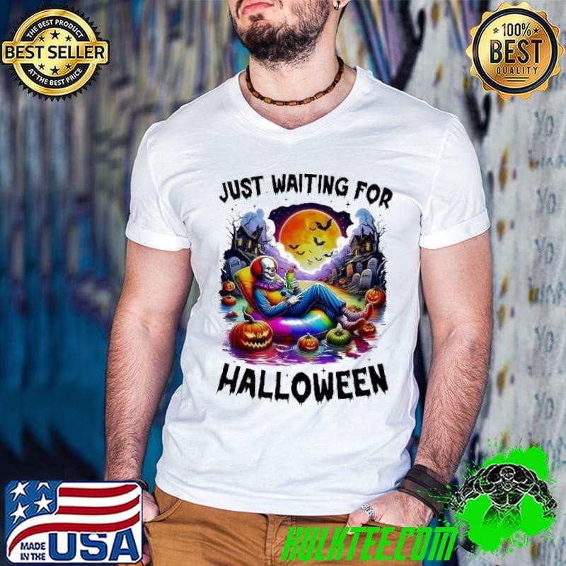 Horror Clown Just waiting for Halloween bats moon shirt